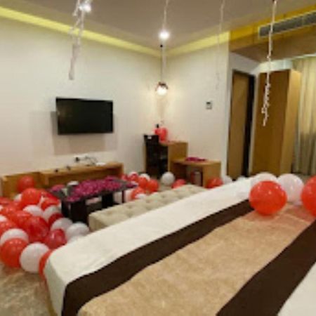 Hotel Aditya Residency Бхопал Экстерьер фото